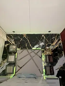 scarlett sexx69 online show from February 3, 2026, 11:37 am