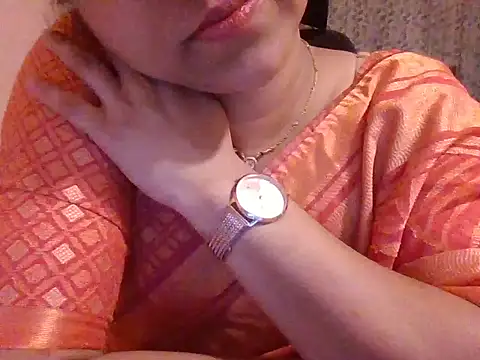 Pinky 4 online show from October 19, 2025, 7:03 pm