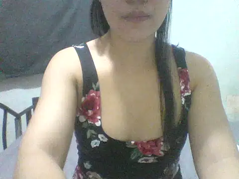 Snapshot of spankmybootyxxx chatting on October 4, 2025, 10:08 pm spankmybootyxxx online show from October 4, 2025, 10:08 pm