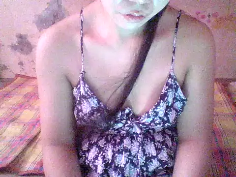 Snapshot of spankmybootyxxx chatting on October 19, 2025, 3:29 am spankmybootyxxx online show from October 19, 2025, 3:29 am