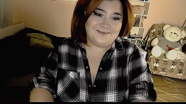 Snapshot of Vi-Vixen chatting on December 14, 2024, 10:18 pm Vi-Vixen online show from December 14, 2024, 10:18 pm