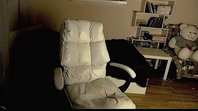 Snapshot of Vi-Vixen chatting on February 8, 2025, 3:00 pm Vi-Vixen online show from February 8, 2025, 3:00 pm