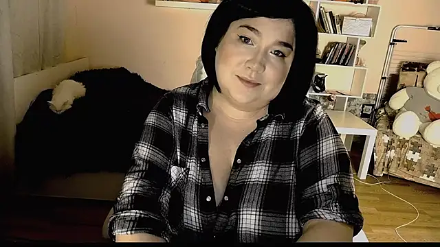 Snapshot of Vi-Vixen chatting on February 13, 2025, 10:54 pm Vi-Vixen online show from February 13, 2025, 10:54 pm