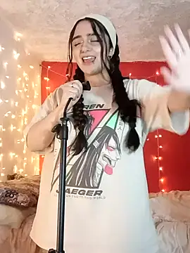 Snapshot of IvonneT chatting on January 31, 2025, 5:19 am IvonneT online show from January 31, 2025, 5:19 am