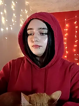 Snapshot of IvonneT chatting on March 5, 2025, 7:16 am IvonneT online show from March 5, 2025, 7:16 am