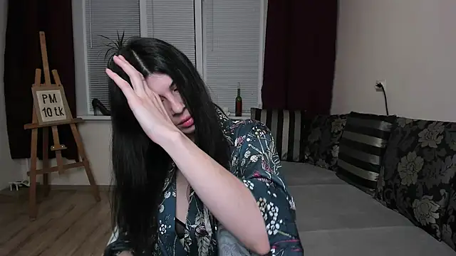 MolagAnna online show from October 23, 2025, 5:44 pm