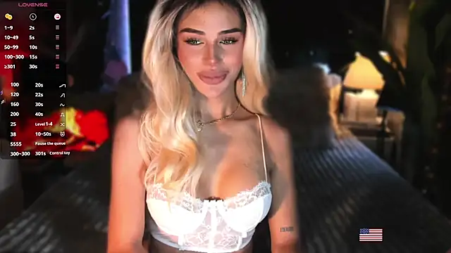 webcumgodess online show from November 10, 2025, 4:28 pm