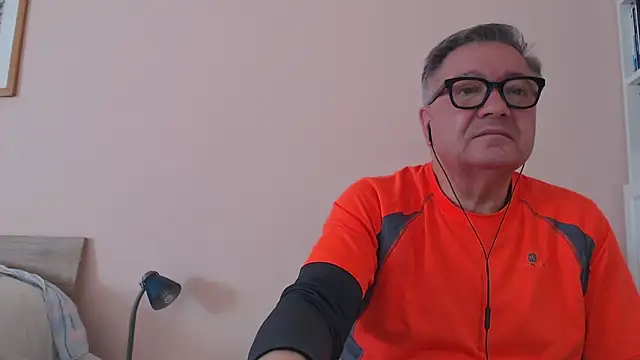 YOU6me online show from December 15, 2025, 10:19 am