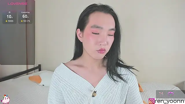 Snapshot of Ren_yoon chatting on November 16, 2025, 7:25 am Ren yoon online show from November 16, 2025, 7:25 am