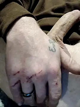 Hardon4yoursex online show from November 29, 2025, 3:20 am