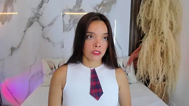 Snapshot of hannahill69 chatting on October 8, 2025, 4:54 am hannahill69 online show from October 8, 2025, 4:54 am