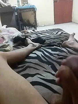 Snapshot of 001HENRYAlejandro chatting on October 30, 2025, 4:36 am 001HENRYAlejandro online show from October 30, 2025, 4:36 am