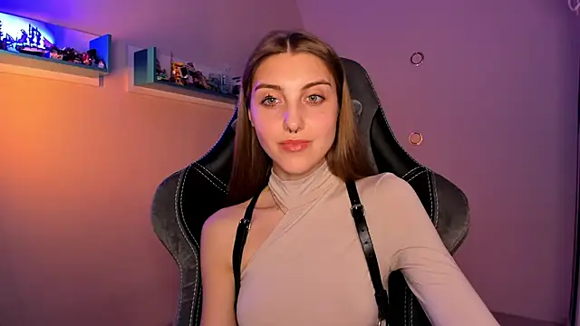 CassiaBlade1 online show from January 12, 2025, 7:21 pm