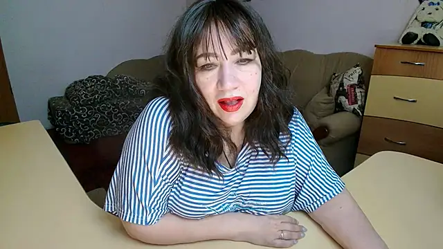 Snapshot of Lucretia_Goldi_ chatting on February 25, 2026, 10:52 pm Lucretia Goldi online show from February 25, 2026, 10:52 pm