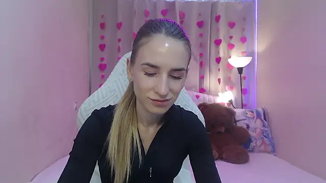 DeboraHorny online show from February 9, 2026, 7:12 am