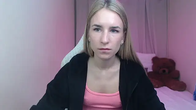 Snapshot of DeboraHorny chatting on May 3, 2026, 6:52 am DeboraHorny online show from May 3, 2026, 6:52 am