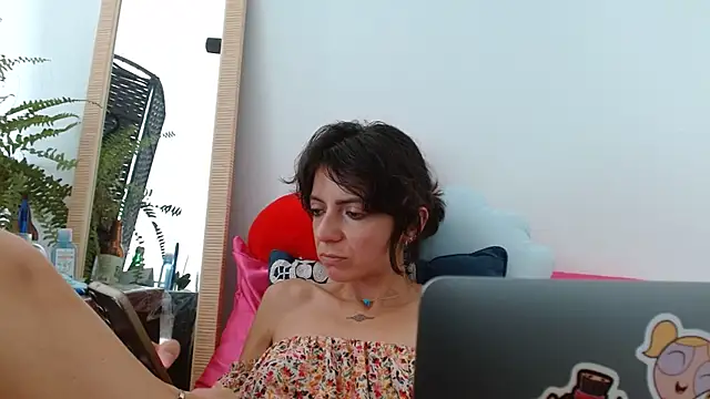 Labebe-rica online show from June 19, 2026, 9:18 pm
