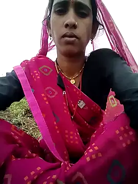 Snapshot of Mohni_Das chatting on October 1, 2025, 4:18 am Mohni Das online show from October 1, 2025, 4:18 am