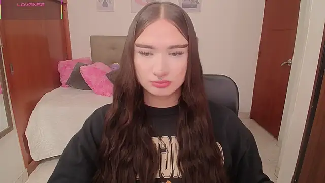 Snapshot of Miley_Baker chatting on February 28, 2026, 2:29 pm Miley Baker online show from February 28, 2026, 2:29 pm