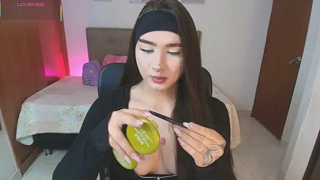 Miley Baker online show from March 27, 2026, 2:28 pm