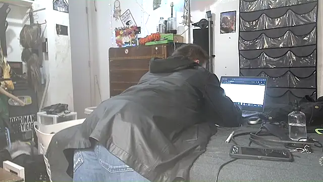 TheHellBilly online show from October 13, 2025, 1:27 am