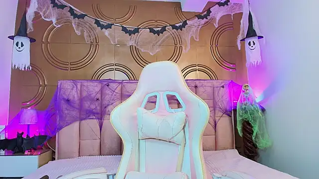 Snapshot of valeriaa19 chatting on October 8, 2025, 5:27 am valeriaa19 online show from October 8, 2025, 5:27 am