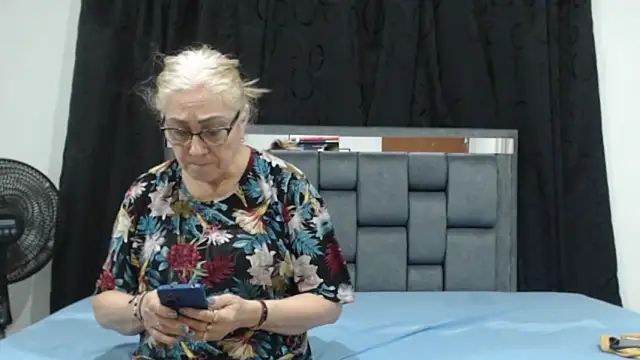 Snapshot of Sexytaty2022 chatting on March 12, 2025, 1:03 am Sexytaty2022 online show from March 12, 2025, 1:03 am