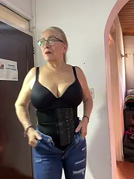 Snapshot of Sexytaty2022 chatting on July 7, 2026, 1:15 pm Sexytaty2022 online show from July 7, 2026, 1:15 pm