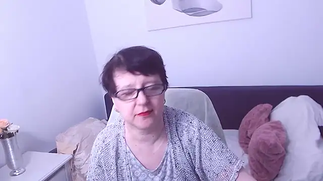 ChristaRose online show from November 21, 2025, 4:16 pm