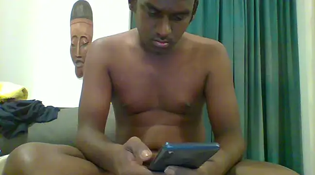 Snapshot of Slavebottombdsm09 chatting on February 7, 2025, 12:20 am Slavebottombdsm09 online show from February 7, 2025, 12:20 am