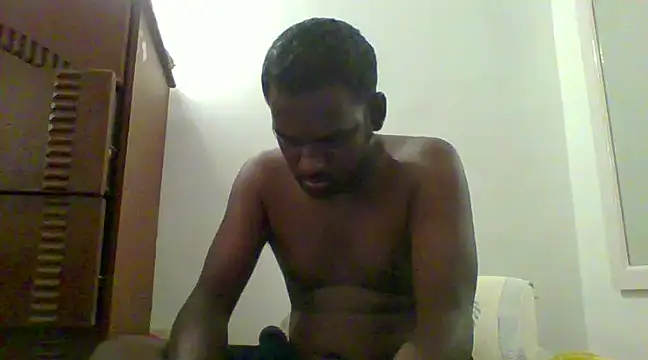 Snapshot of Slavebottombdsm09 chatting on February 14, 2025, 3:05 pm Slavebottombdsm09 online show from February 14, 2025, 3:05 pm