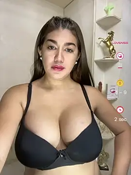 Snapshot of SexyFatHugeCock chatting on July 10, 2026, 9:23 am SexyFatHugeCock online show from July 10, 2026, 9:23 am
