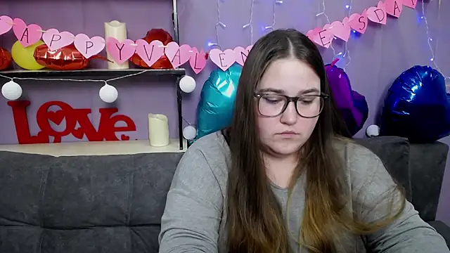 XX Daniella XX online show from February 12, 2025, 4:33 pm