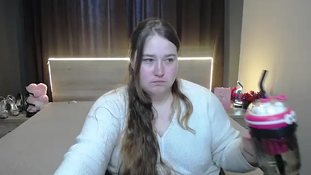 XX Daniella XX online show from February 9, 2026, 7:23 am