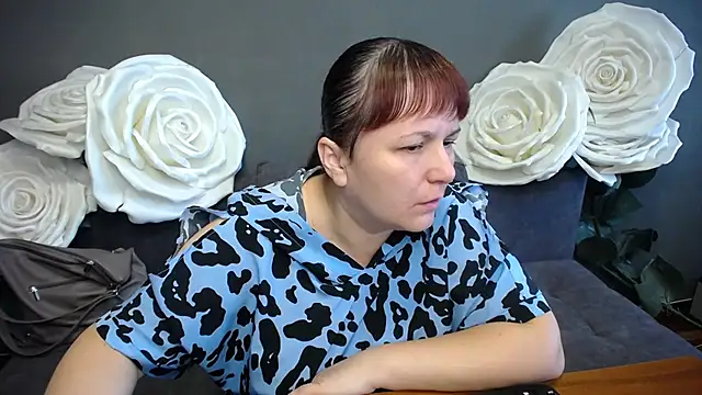 Snapshot of AliceInksSweetty chatting on September 14, 2025, 6:12 am AliceInksSweetty online show from September 14, 2025, 6:12 am