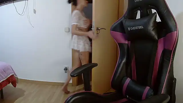 Snapshot of Vampirosa chatting on October 11, 2025, 9:52 am Vampirosa online show from October 11, 2025, 9:52 am