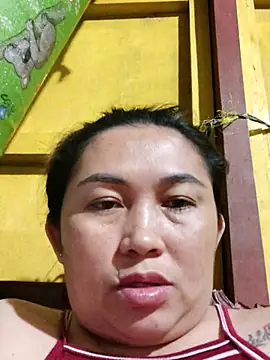 LalaiAsian online show from October 19, 2025, 1:12 pm