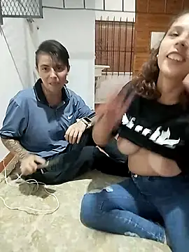 mariamac420 online show from February 11, 2026, 3:44 am