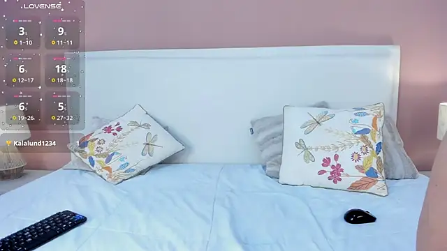 Snapshot of Skcarlet_beckett chatting on October 13, 2025, 12:16 pm Skcarlet beckett online show from October 13, 2025, 12:16 pm