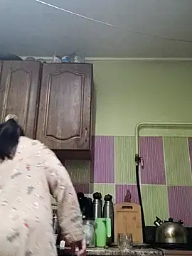 Rini333 online show from November 24, 2025, 9:47 pm