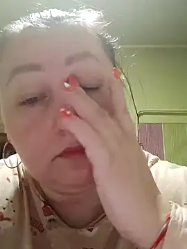 Rini333 online show from December 14, 2025, 9:30 pm