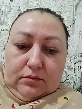 Rini333 online show from February 13, 2026, 7:59 am