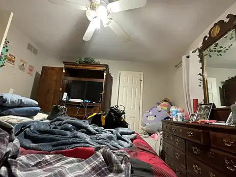 Snapshot of jck1m0t chatting on December 13, 2024, 11:13 am jck1m0t online show from December 13, 2024, 11:13 am