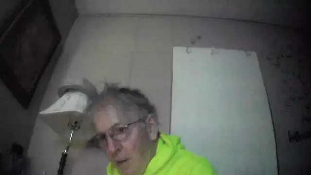 Snapshot of jck1m0t chatting on December 29, 2024, 8:26 pm jck1m0t online show from December 29, 2024, 8:26 pm