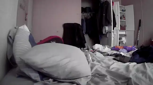 Snapshot of jck1m0t chatting on January 17, 2025, 4:36 pm jck1m0t online show from January 17, 2025, 4:36 pm