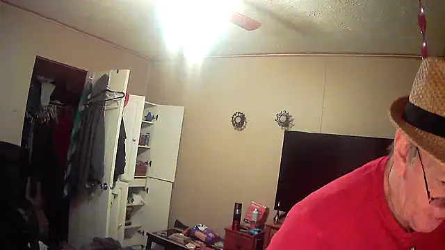 Snapshot of jck1m0t chatting on January 20, 2025, 12:46 am jck1m0t online show from January 20, 2025, 12:46 am