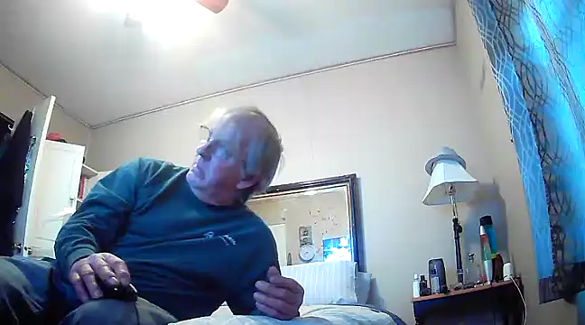 Snapshot of jck1m0t chatting on March 13, 2025, 10:21 pm jck1m0t online show from March 13, 2025, 10:21 pm