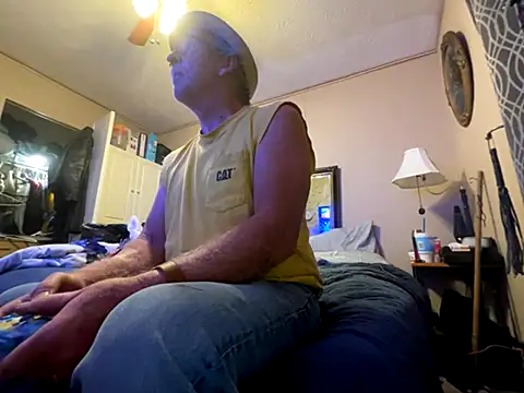 Snapshot of jck1m0t chatting on September 28, 2025, 11:32 pm jck1m0t online show from September 28, 2025, 11:32 pm