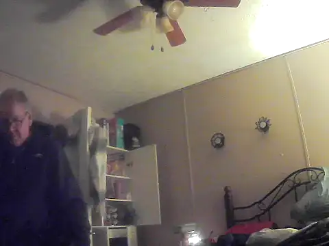 Snapshot of jck1m0t chatting on November 10, 2025, 11:37 pm jck1m0t online show from November 10, 2025, 11:37 pm