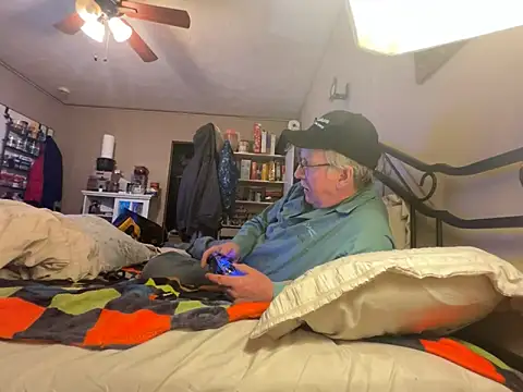 jck1m0t online show from February 5, 2026, 4:06 am